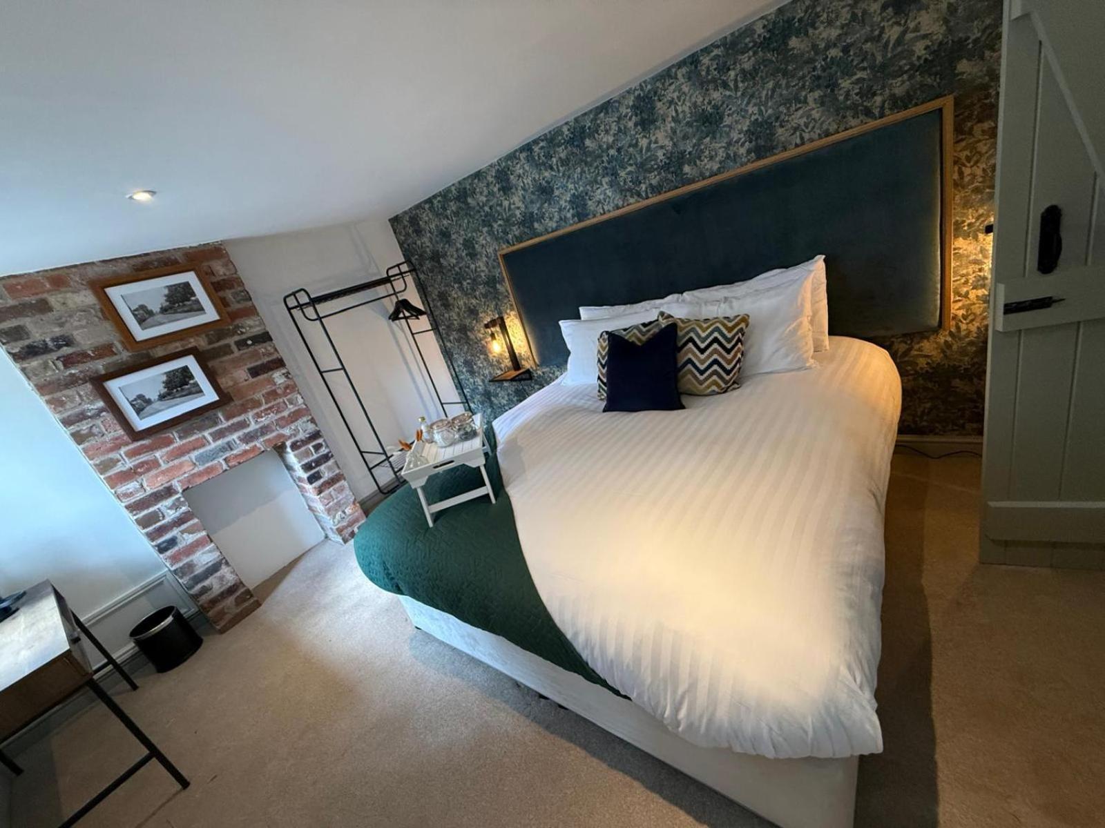 The Falcon Inn Long Whatton Buitenkant foto